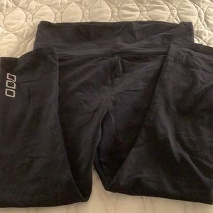 High waisted Lorna Jane workout leggings